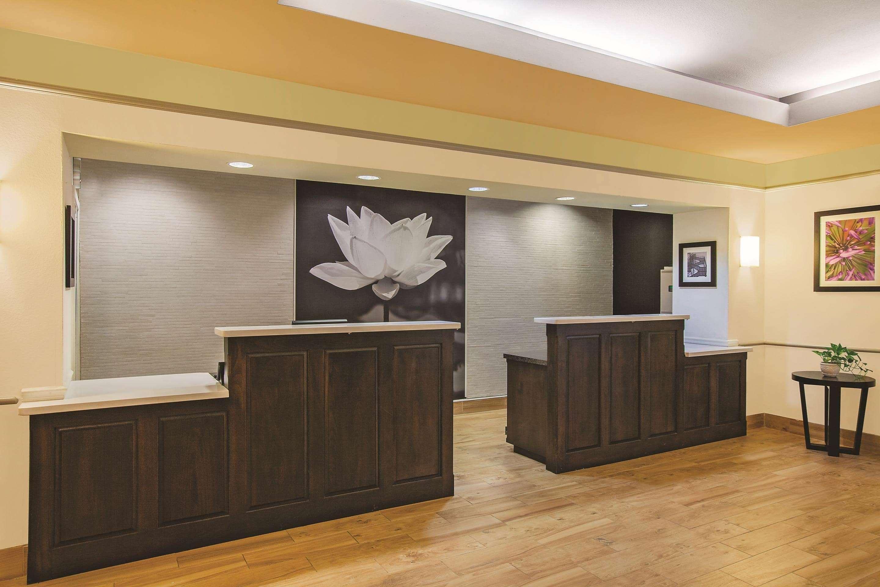 La Quinta By Wyndham Beaumont West Hotell Eksteriør bilde
